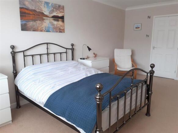 bed 1 second image.jpg