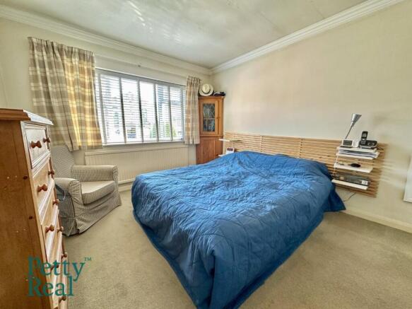 3 bed Detached Bungalow for sale Image 6