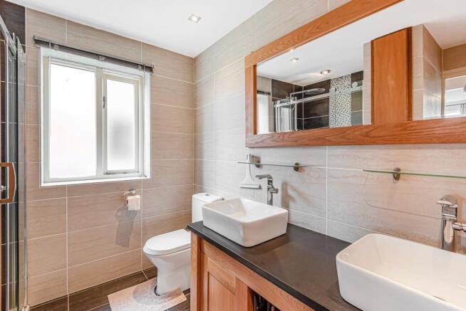 Ensuite