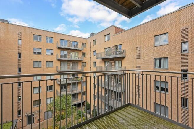 1 bed Flat to rent Image 8