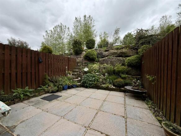 4 bed Town House for sale Image 9