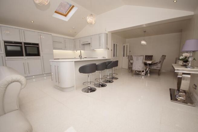 Kitchen & Family Room