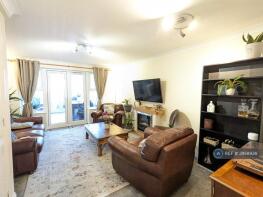 16, Betjeman Road, Stratford-upon-avon CV37 7LJ