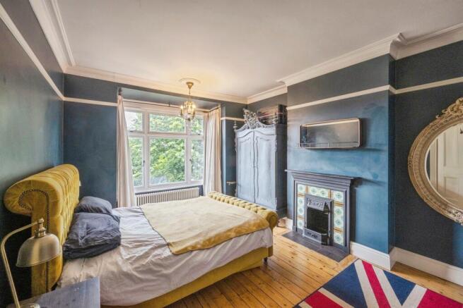 4 bed Semi-Detached for sale Image 10