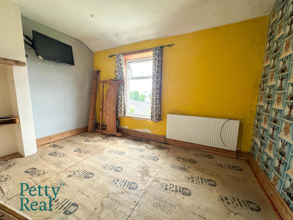 2 bed Terraced for sale Image 6
