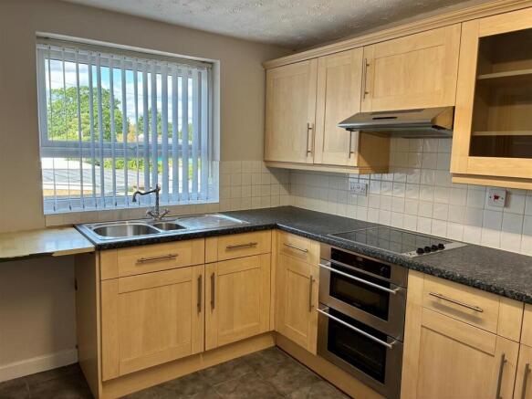 1a Lakenheath Kitchen 2.jpg