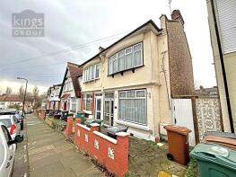 20, Lyndhurst Road, London E4 9JU