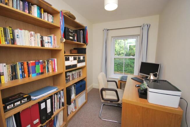 Photo 8