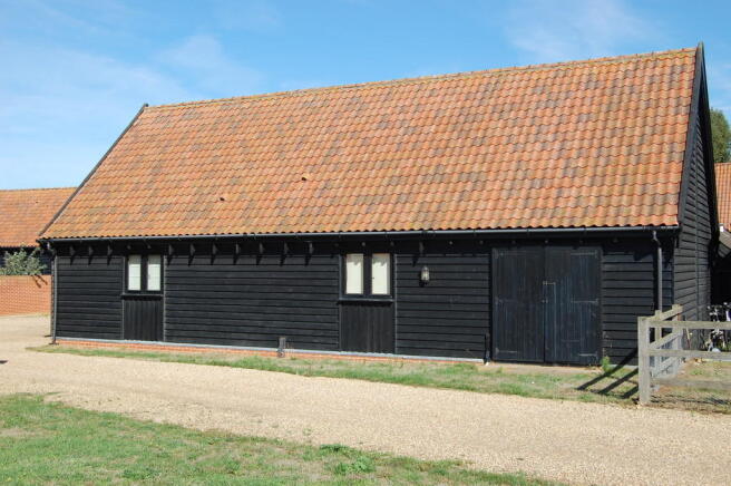 Photo 10
