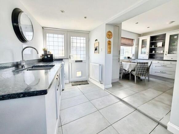 Kitchen/Utility
