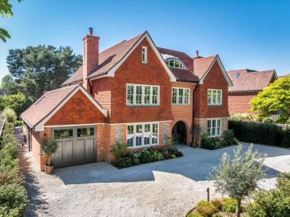 Chestnut Avenue, Chichester, West Sussex PO19