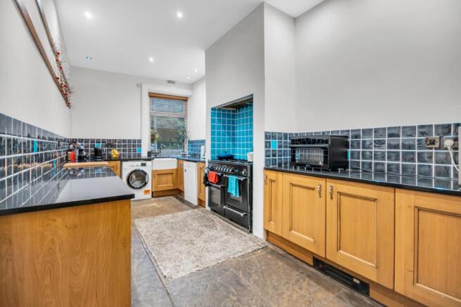 4 bed End of Terrace for sale Image 9