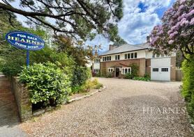 51, East Avenue, Bournemouth BH3 7BT