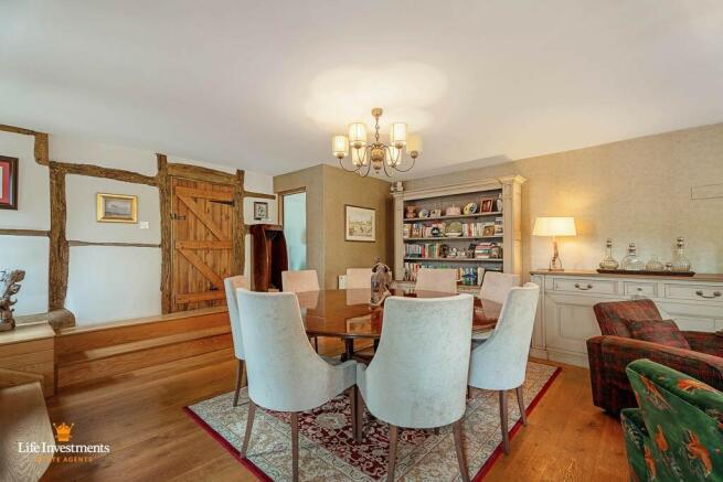 Sitting-Dining Room