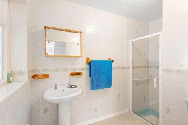 3 bed Detached Bungalow for sale Image 9
