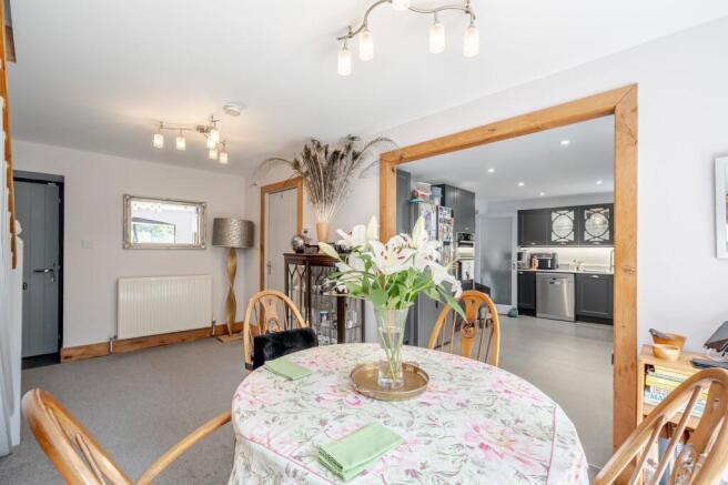 3 bed Detached for sale Image 8