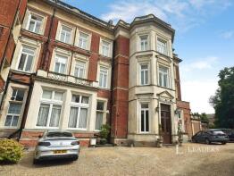 Flat 4a, De Walden Court, Meads Road, Eastbourne BN20 7QB
