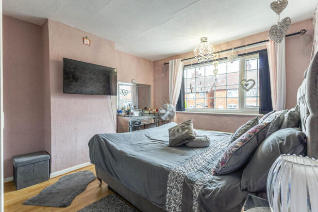3 bed Semi-Detached for sale Image 9