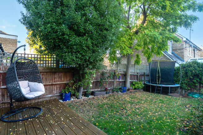 House in Epsom - More
