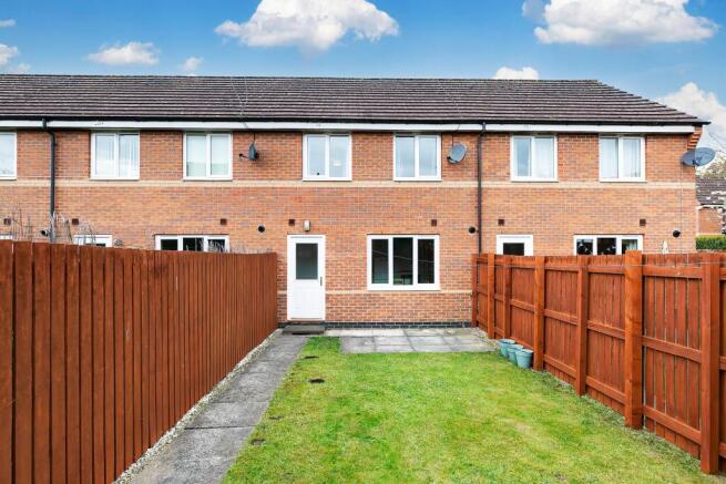 3 bed Terraced for sale Image 4