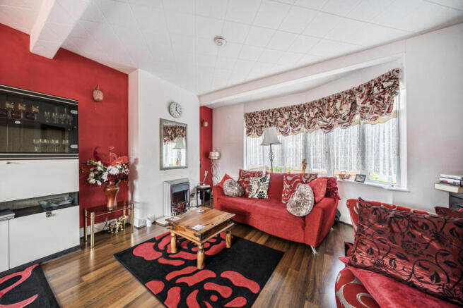 1304343-17-684325...