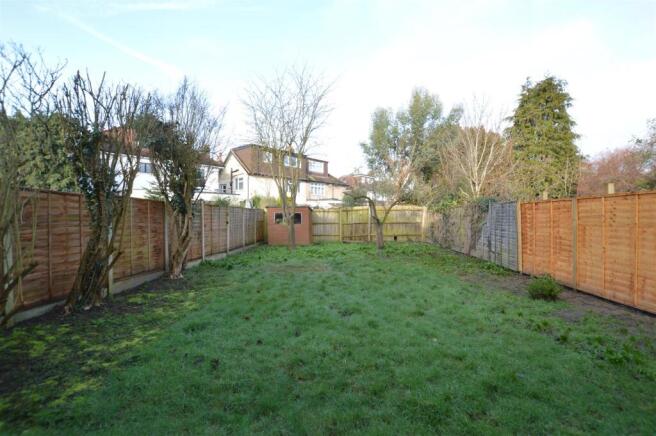 50 Strathearn Avenue gdn !.JPG