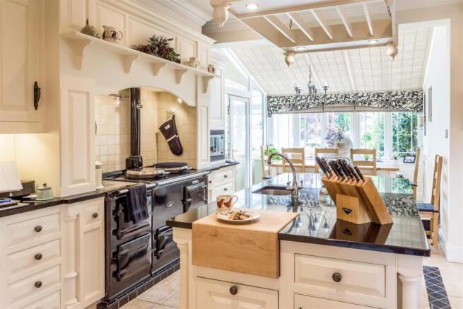 Kitchen/Breakfast Ro