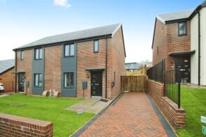 6, Howley Avenue, Churwell, Morley LS27 7FU