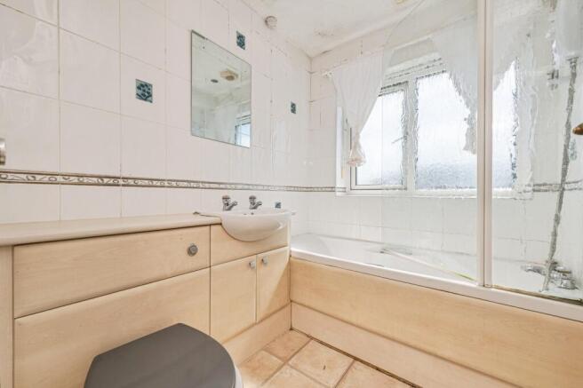 3 bed Semi-Detached for sale Image 10