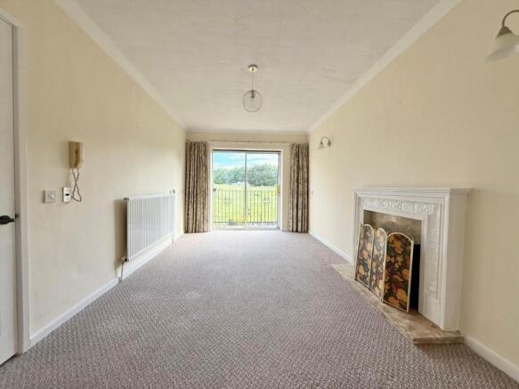 20 Fitzwilliam Living Room 1.jpg