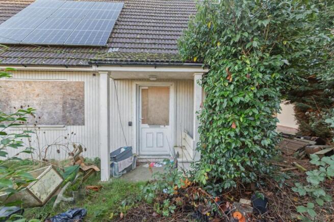 8 Kings Road, Maulden, Bedford  MK45 2DT