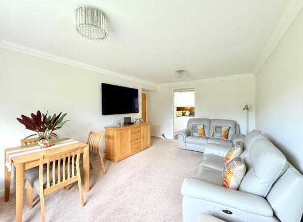 Robin Hood Lane, Hall Green photo 4