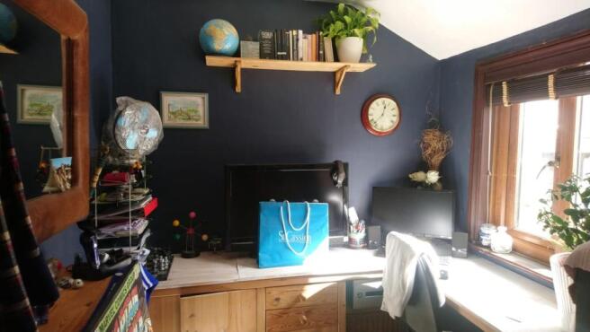 Photo 18