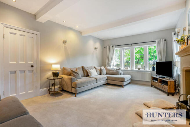 4 bed Detached for sale Image 7