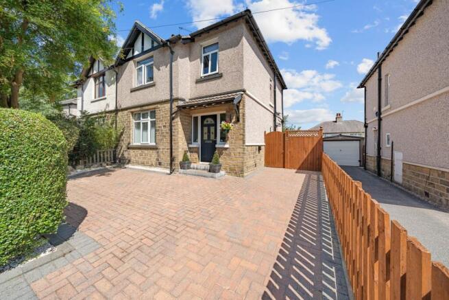 3 bed Semi-Detached for sale Image 7