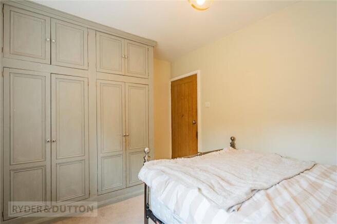 2 bed Terraced for sale Image 10