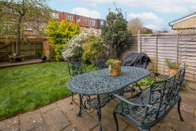 21-braemar-avenue...