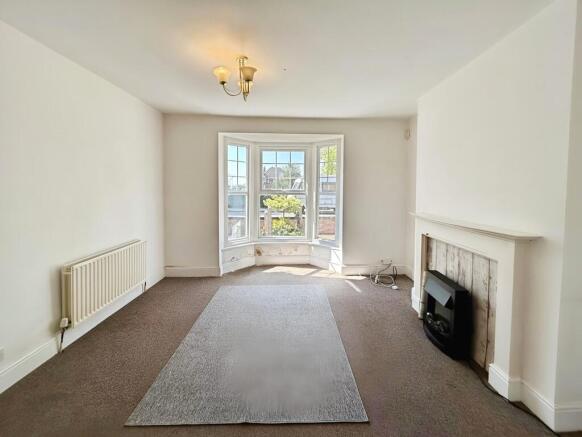 8ac0c093-WhatsApp...