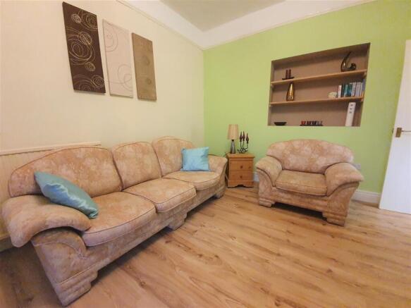 LOUNGE/KITCHEN/DINER
