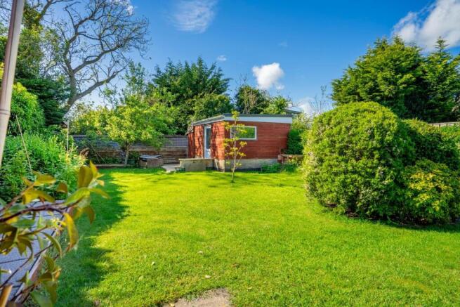 3 bed Detached for sale Image 9