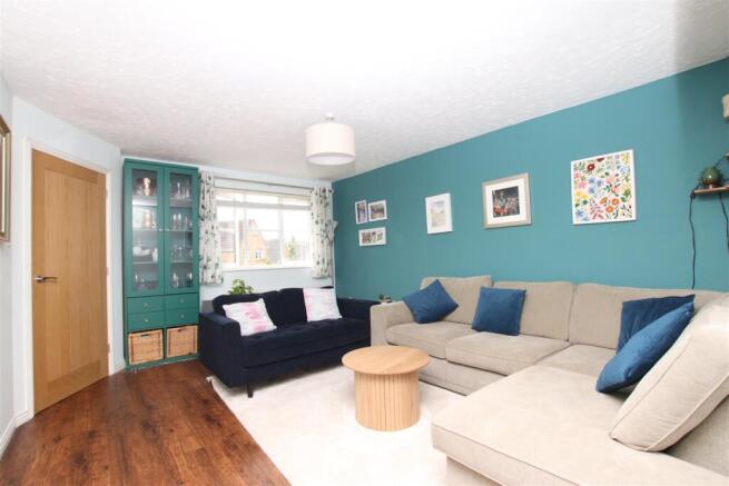 Living Room.JPG