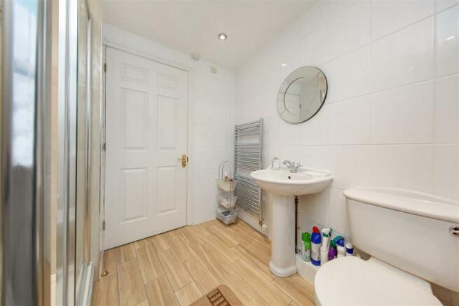 Shower Room2.jpg