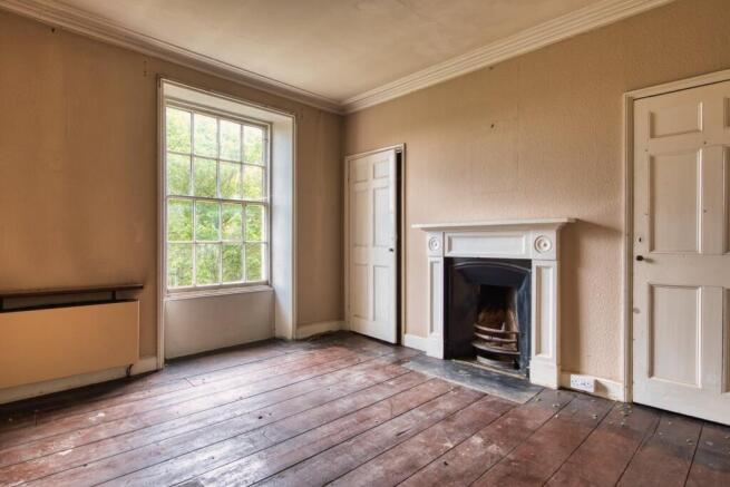 8 bed Detached for sale Image 9