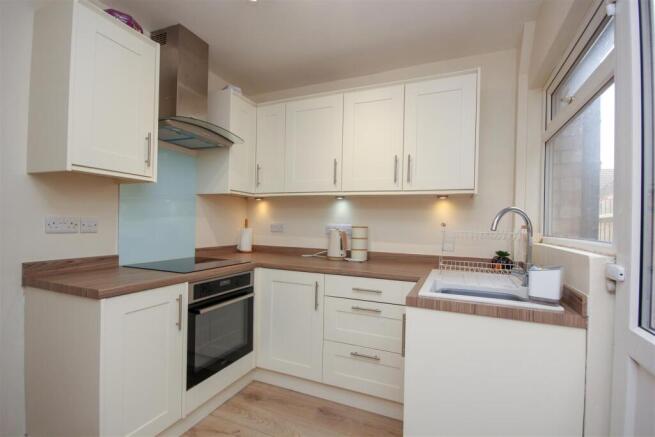 Kitchen..jpg