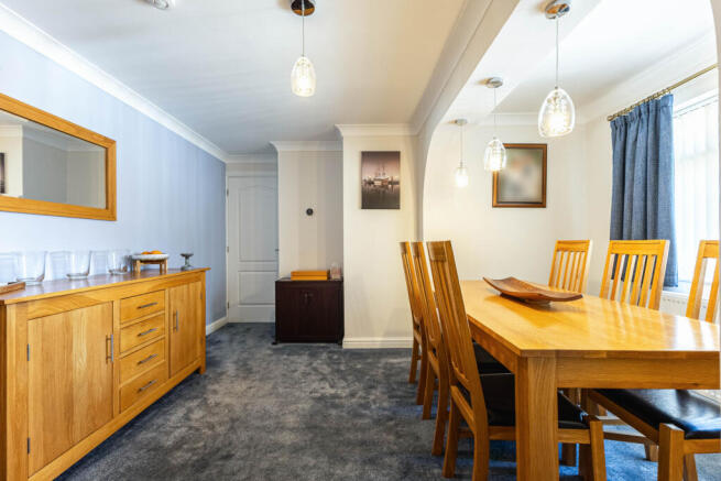 3 bed Bungalow for sale Image 6