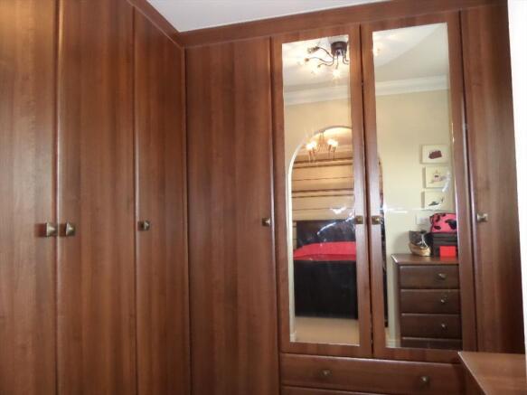 DRESSING AREA/FOURTH BEDROOM