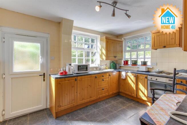 KITCHEN: