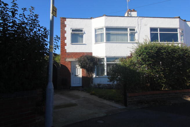 Front view of property