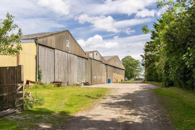 9 bed Detached for sale Image 7