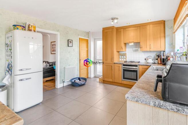 3 bed Detached for sale Image 8